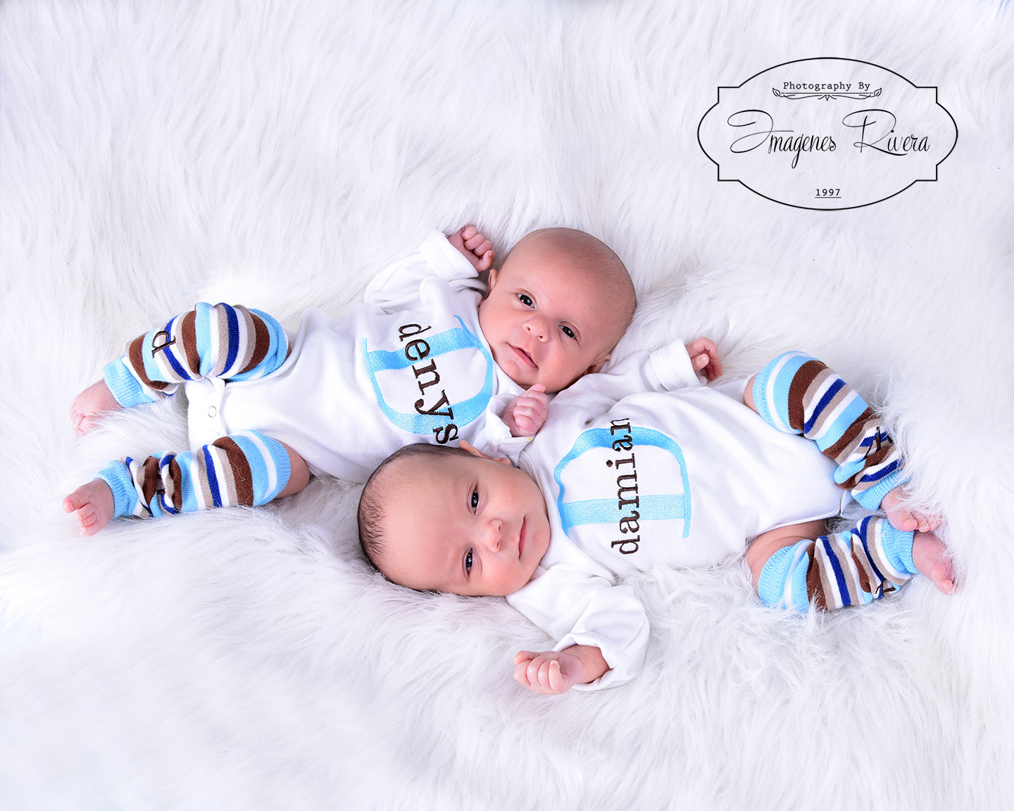 ♥ Denys & Damian twins newborn photography | Imagenes Rivera ♥